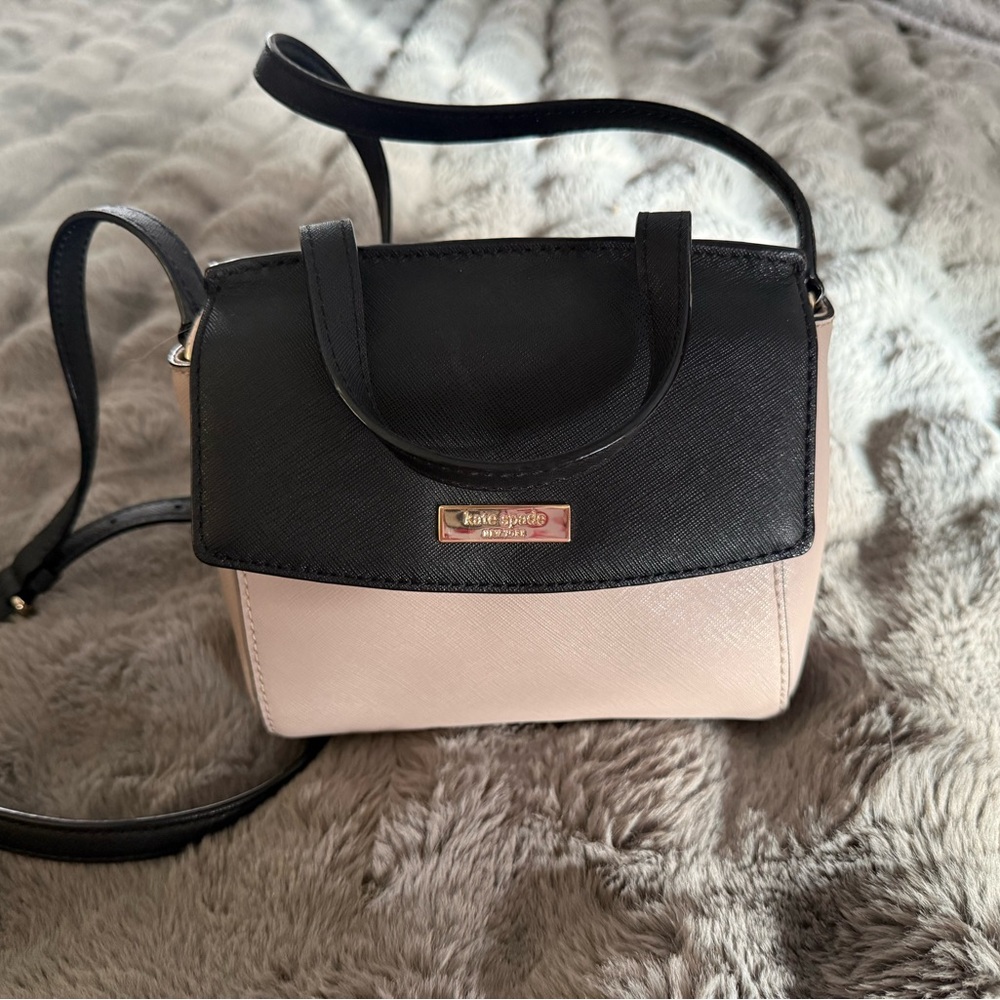 Kate Spade Black and Cream Crossbody Bag